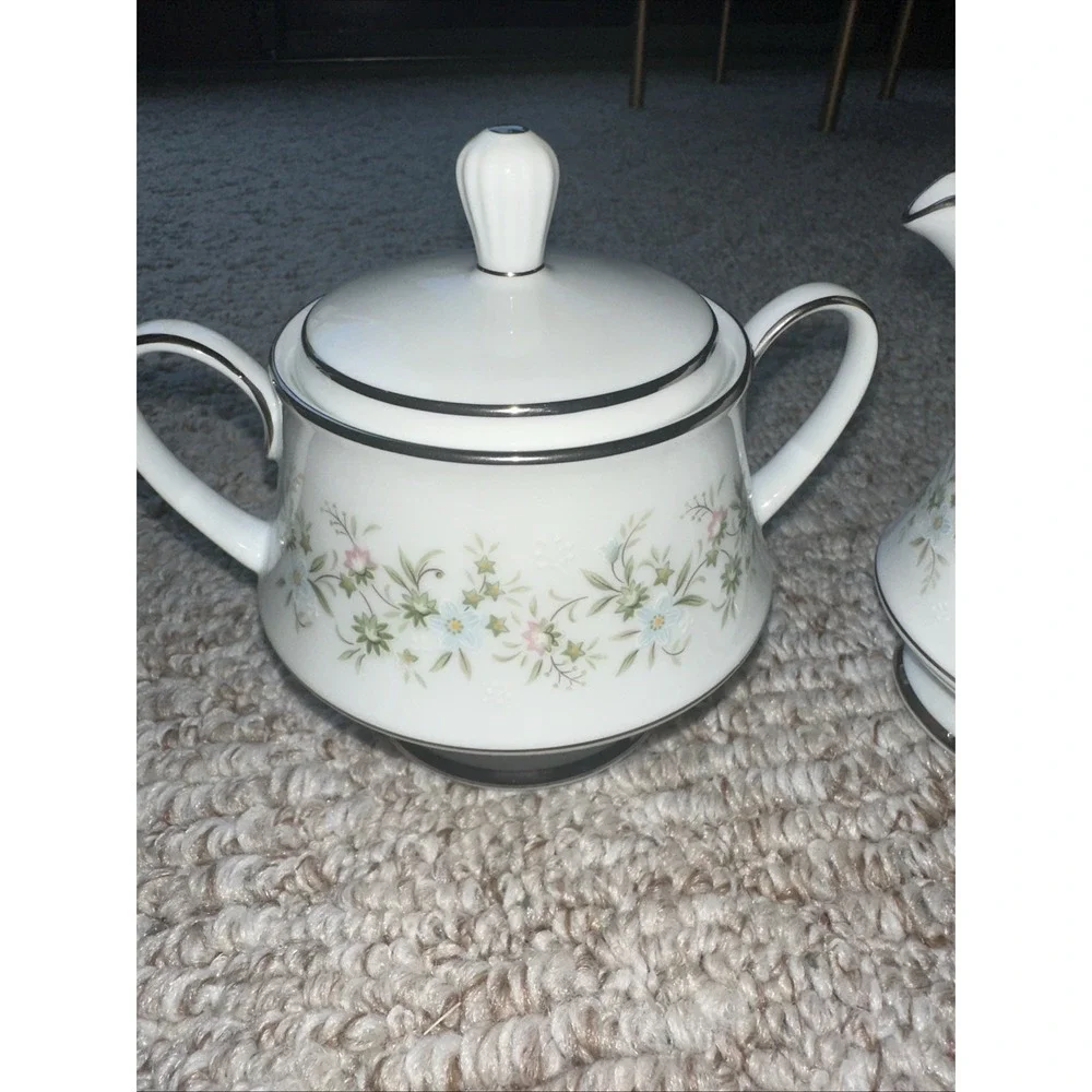 Noritake Savannah Platinum Covered Sugar Bowl‎ Creamer Floral 2031 Fine China